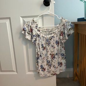American Eagle Soft & Sexy Floral Off-the-shoulder Shirt SIZE MEDIUM